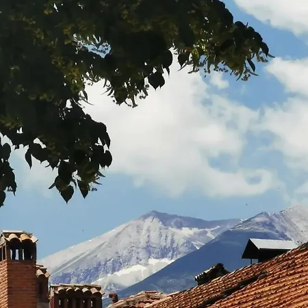 Downtown R Lux شقة *